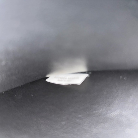 Bottega Veneta Intrecciato Crossbody/Belt Bag - Picture 6 of 16